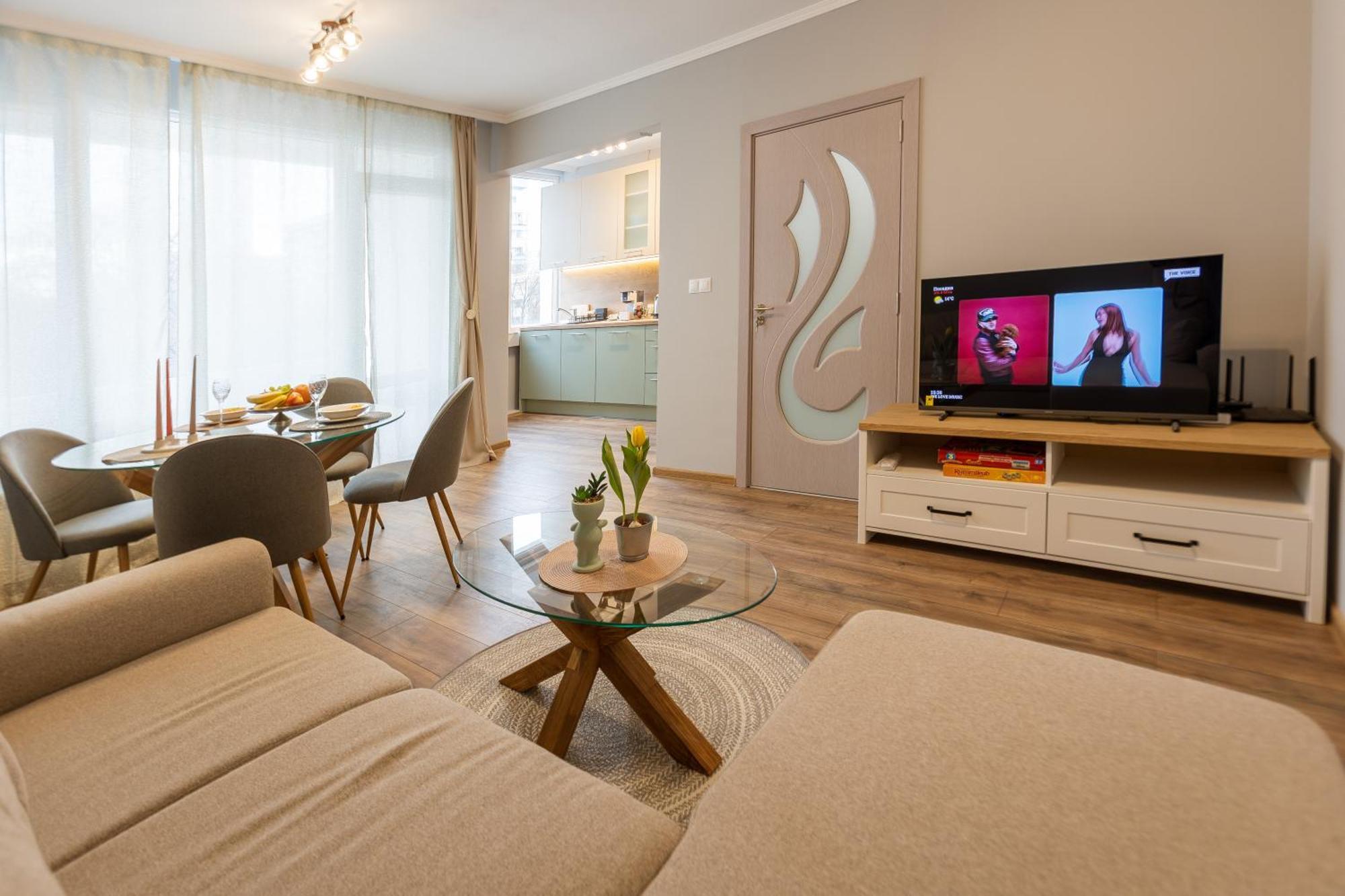 Happy Lazur Apartment Burgas Bagian luar foto